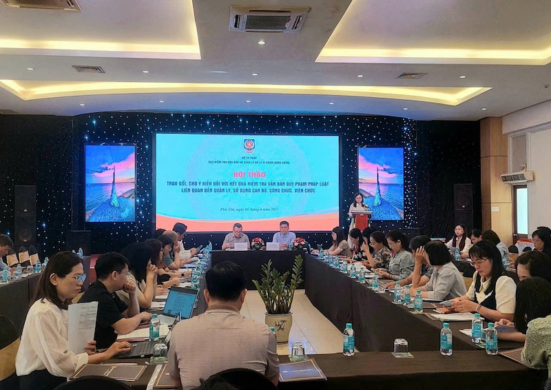 Trao đổi, cho ý kiến với kết quả kiểm tra VBQPPL về quản lý, sử dụng cán bộ, công chức, viên chức